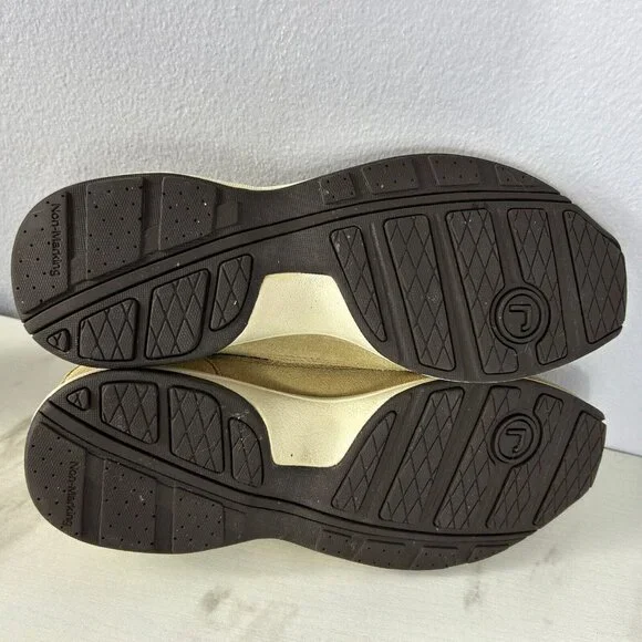 Rockport Beige Suede Leather and Mesh Upper Womens Sneakers APW7099RM Size 8 - Picture 6 of 6